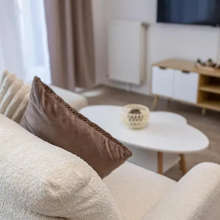 Daire 2 Bedroom For 6 With Private Parking - Elevator - High-speed Wifi