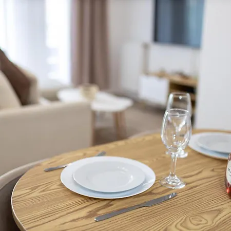 2 Bedroom For 6 With Private Parking - Elevator - High-speed Wifi